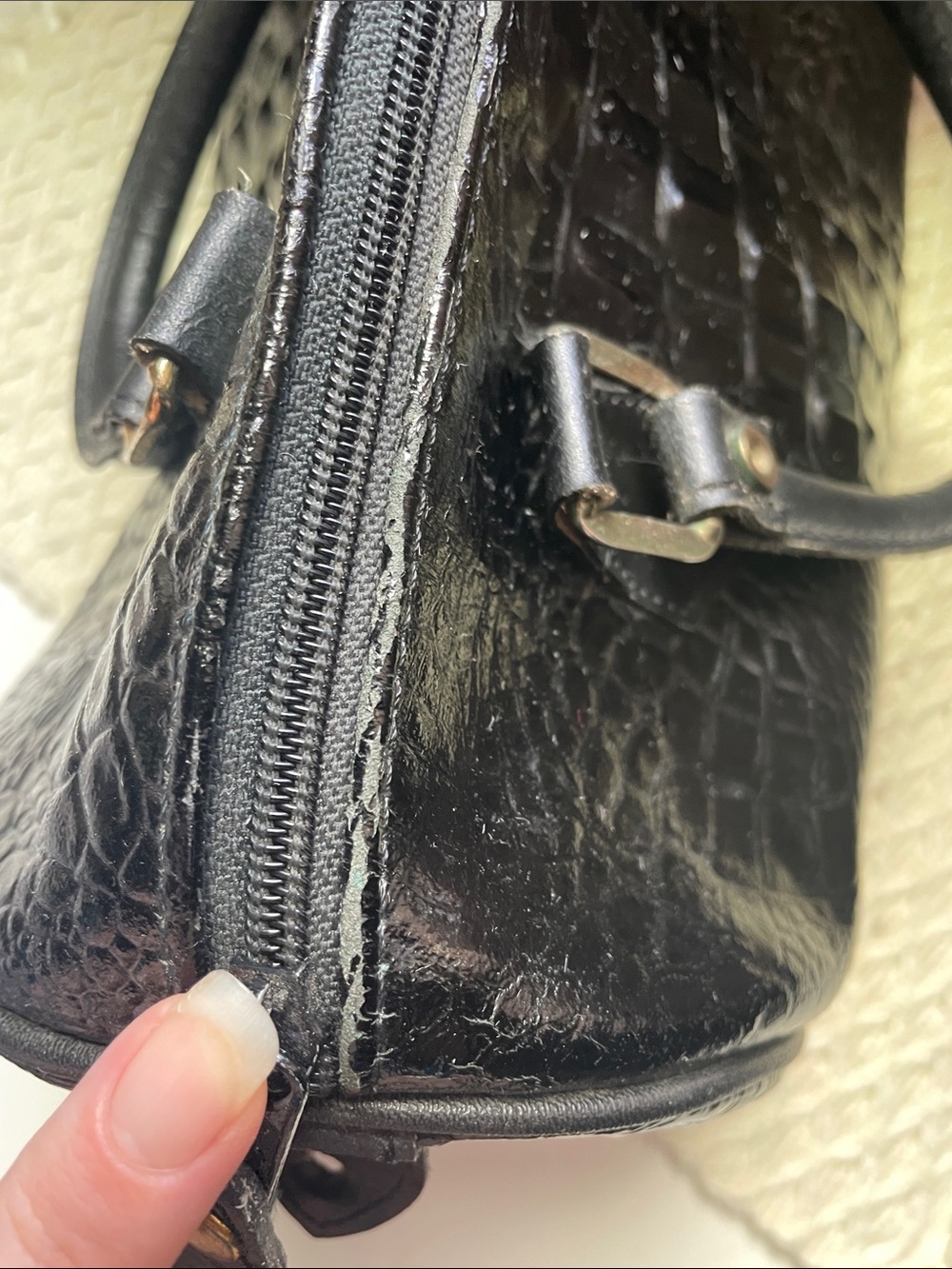 VTG JACO CROC EMBOSSED SATCHEL - Picture 9 of 14
